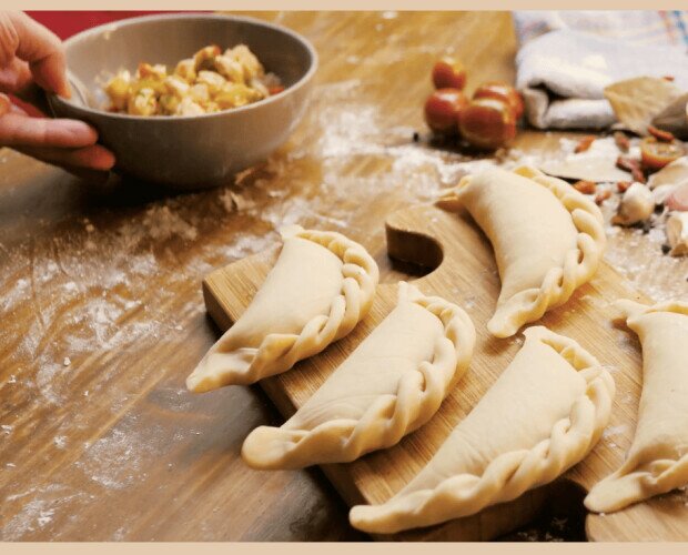 Empanadas argentinas Docena. Con nuestra variedad de 10 sabores: ¡encontrarás algo para todos los gustos!